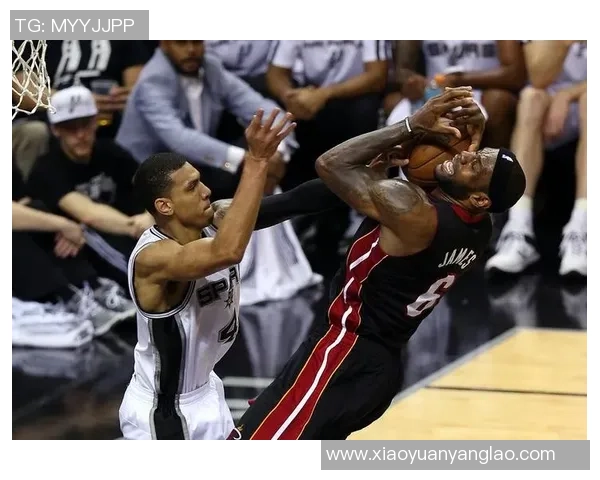 2014年NBA总决赛第五场马刺与热火的激烈对决回顾与精彩瞬间分析 2014年NBA总决赛第五场马刺与热火的激烈对决回顾与精彩瞬间分析