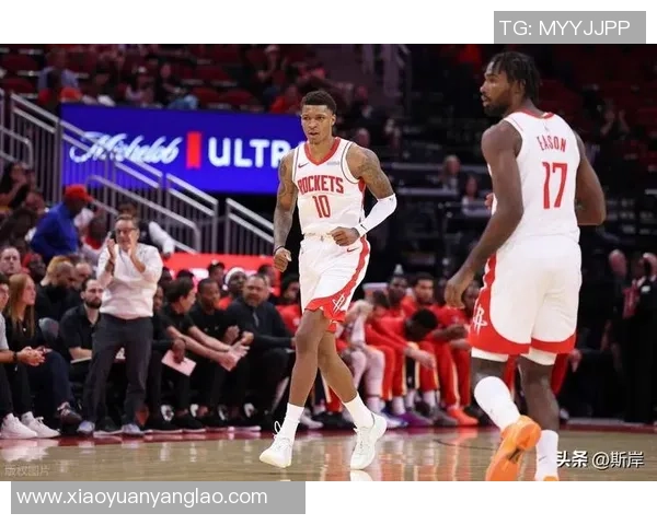 12月18日火箭对爵士精彩比赛全场录像回放及精彩瞬间分析