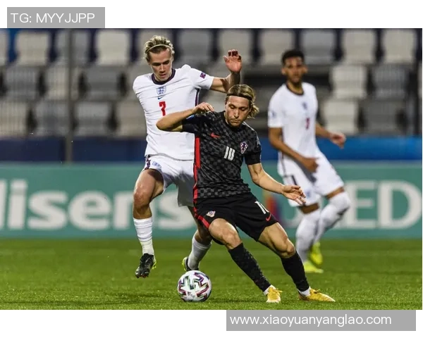 捷克与英格兰对决分析及比赛前瞻探讨十月十二日赛事动态 捷克与英格兰对决分析及比赛前瞻探讨十月十二日赛事动态